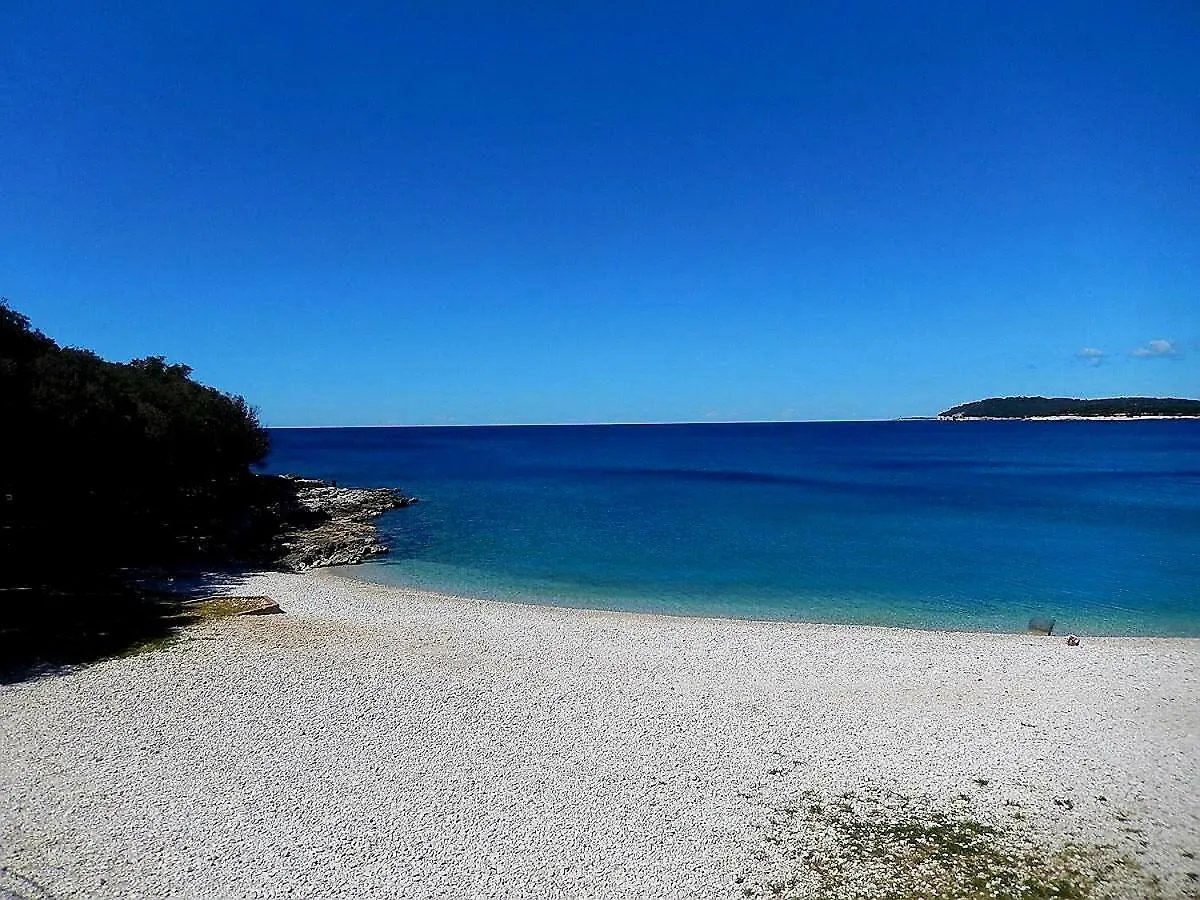 Apartment Mon Cheri-Located In A Quiet Neighbourhood Near Beaches Free Parking Pula Croatia