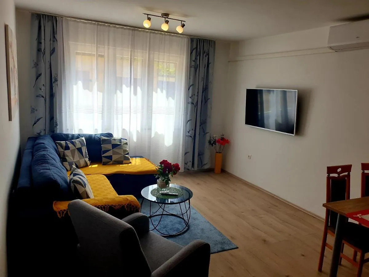Apartment Mon Cheri-Located In A Quiet Neighbourhood Near Beaches Free Parking Pula Croatia