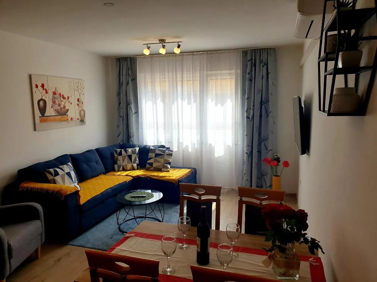 Apartment Mon Cheri-Located In A Quiet Neighbourhood Near Beaches Free Parking Pula